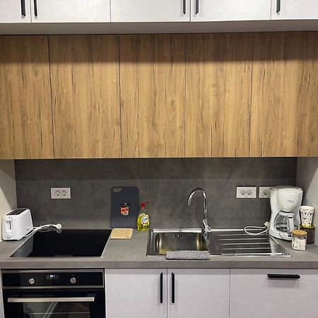 Ale Investa Hospitality Appartement Tirana Buitenkant foto