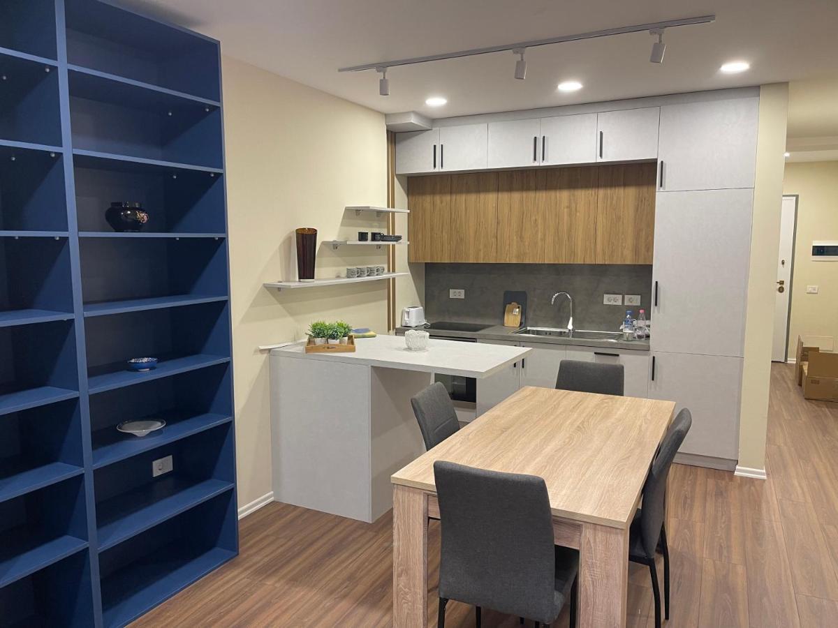 Ale Investa Hospitality Appartement Tirana Buitenkant foto